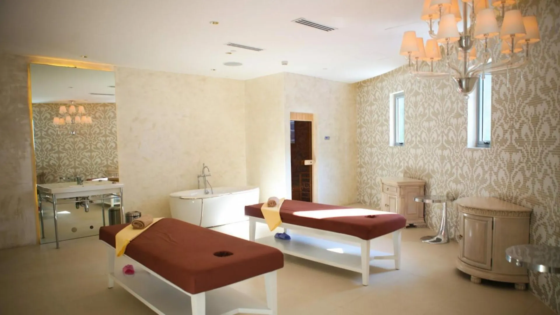 Jing'Scrib 2Br Apartment By Azure Near Airport Manila